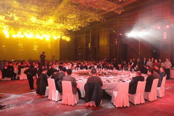 中国建筑材料流通协会系统门窗专委会年会圆满落幕CMECH引领未来(图2)