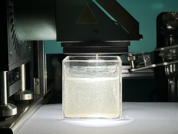 【新华社】产氢效率提升15倍 光催化分解水制氢研究取得重要突破(图1)