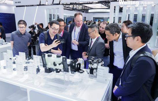 美的新能源汽车核心部件亮相2024北京车展 黑科技备受主流车企青睐(图2)