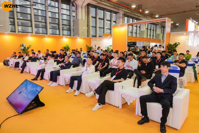 创变求新价值引领 2025中国门窗及家居供应链价值论坛暨质量·服务双承诺品牌巡展（温州）活动成功召开(图9)