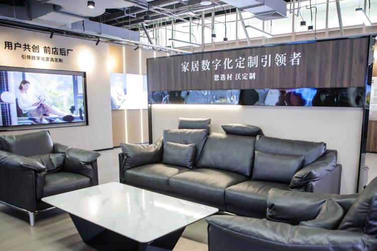 青岛隐形独角兽企业媒体行：揭秘智能家居、芯片技术等创新亮点 共绘科技新篇章(图3)