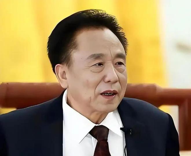 包养10位情妇睡觉翻牌生下11个私生子75岁还在拼命生娃！(图6)