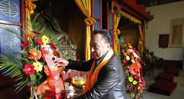 包养10位情妇睡觉翻牌生下11个私生子75岁还在拼命生娃！(图16)