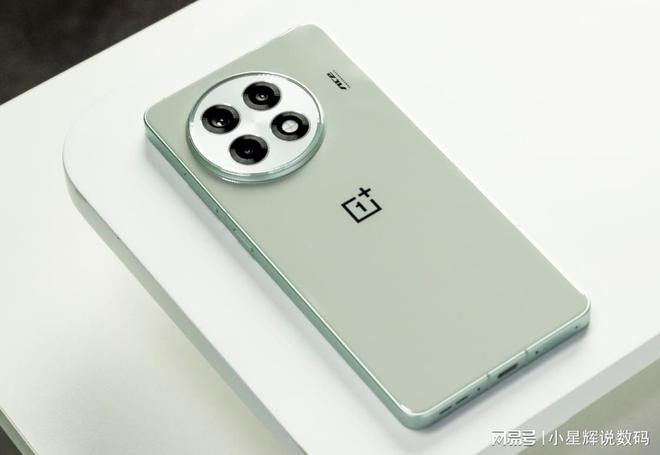 为什么更推荐一加Ace5而不是一加Ace5竞速版？因为优势明显！(图3)