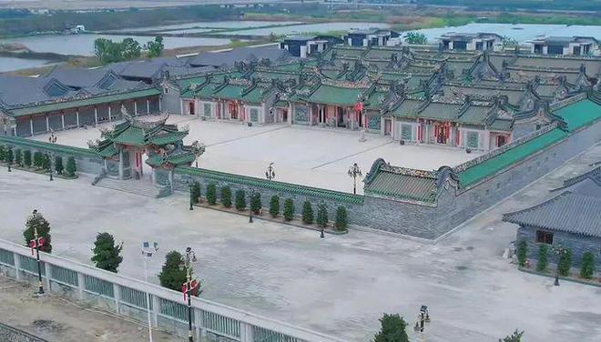 哈佛演讲女生引发争议K11 ELYSEA落户淮海中路汕头过亿违建豪宅被拆除(图6)