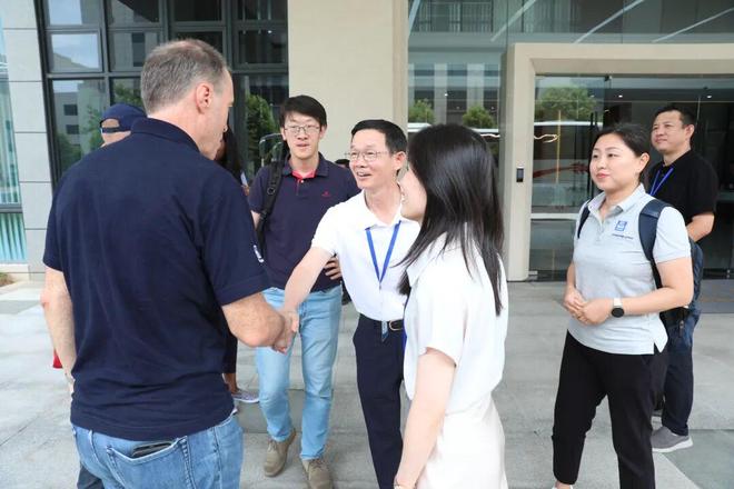 从企业家到“优秀建设者”梁维贵用薄膜产业与桑梓情怀诠释担当(图1)