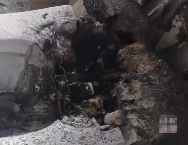 马桶瞬间炸了!智能家电这样用等于“埋雷”(图2)