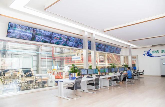 定制家居基材的“隐形竞赛”有多卷？溯源索菲亚供应基地严苛工序炼出5A级好产品(图3)