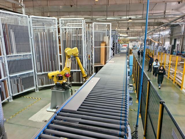 探寻飞美家具天津工厂 以“智能制造”构筑品牌护城河(图5)