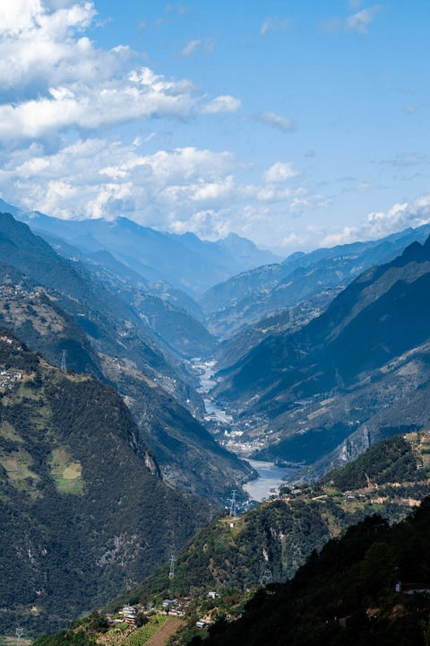 奔流的希望——“地球褶皱”里的山海新梦(图2)