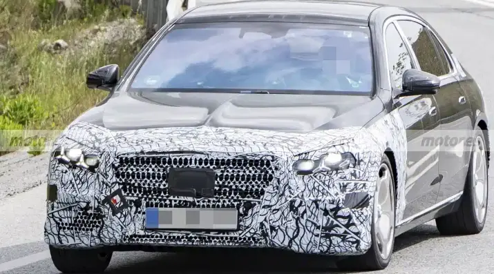 迈巴赫S级中期改款前瞻(图1)