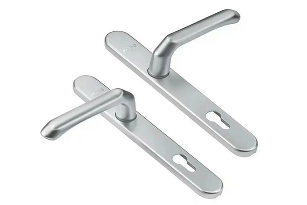 净利最高超32亿元 1900亿互联网金融龙头年报预告出炉盘后公告集锦