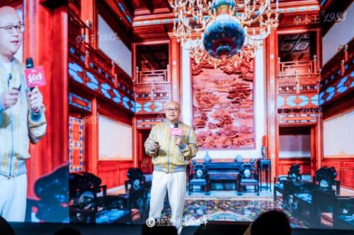 卓木王十年高定征途：红木整装世家 传承祖宅首选(图2)