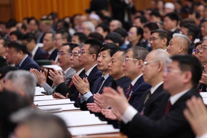 两会刚开始代表就提出3个建议婚嫁养老教育全与老百姓相关(图17)